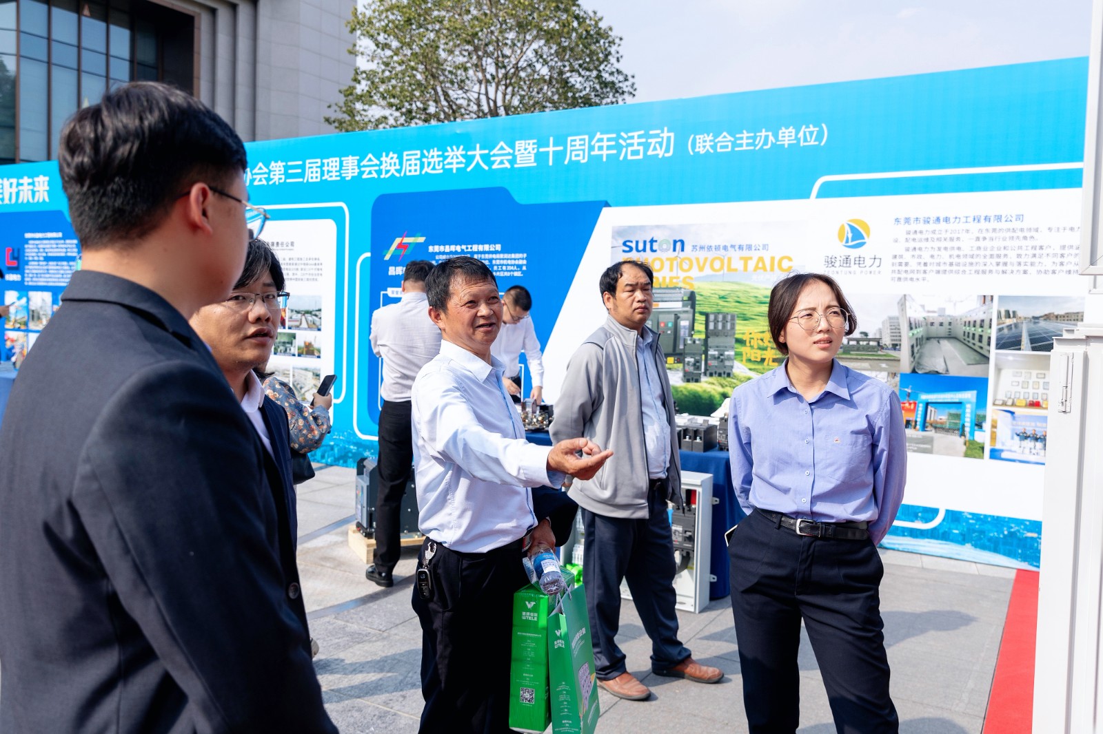 ZSY_2324.jpg ZSY_2324.jpg